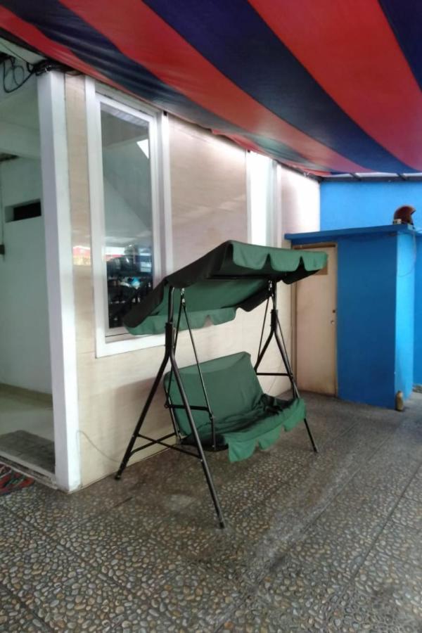 Spot On 90538 Wisma Dewi Syariah Yakarta Exterior foto